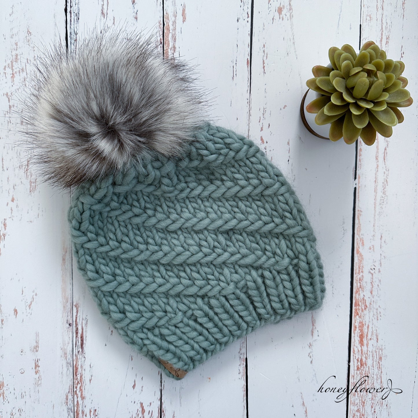 Whirlstream beanie with pom | sage green | 100% merino wool