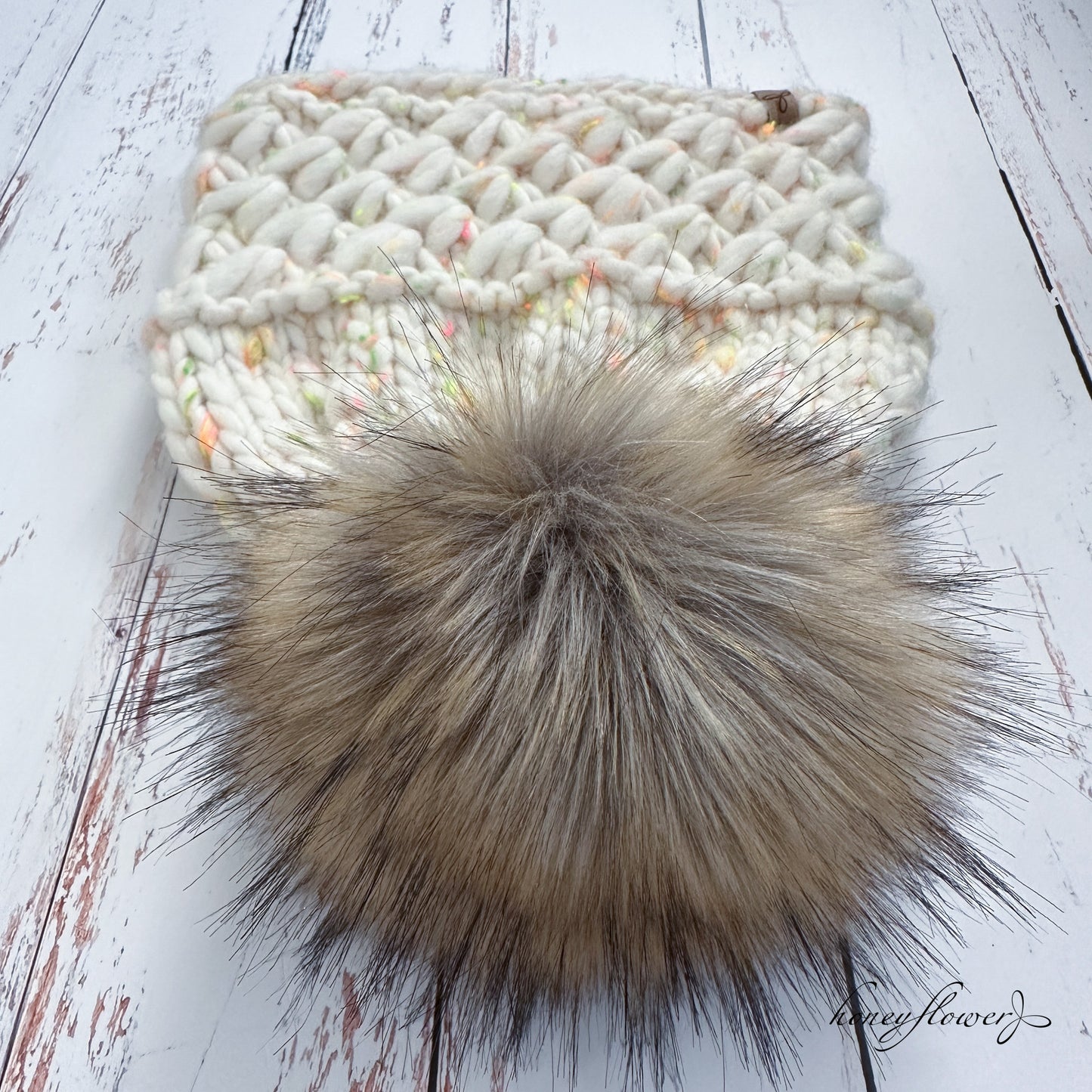 Crush brim hat with pom | confetti | 100% merino wool