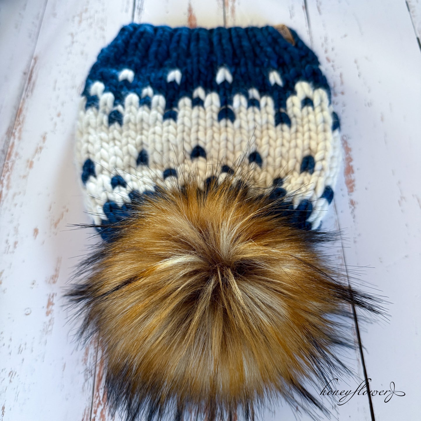 Winterfell Beanie with pom | navy & cream | 100% merino wool