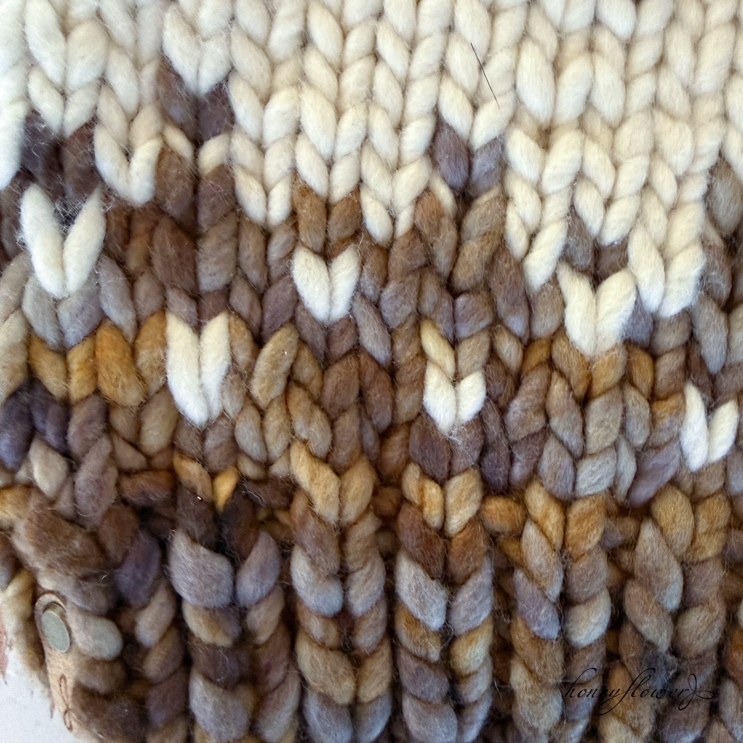 Winterfell Beanie with pom | tan  & cream | 100% merino wool