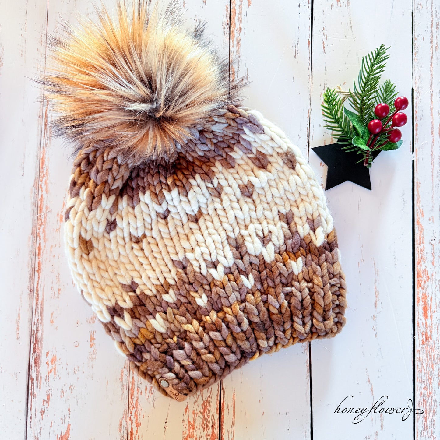 Winterfell Beanie with pom | tan  & cream | 100% merino wool