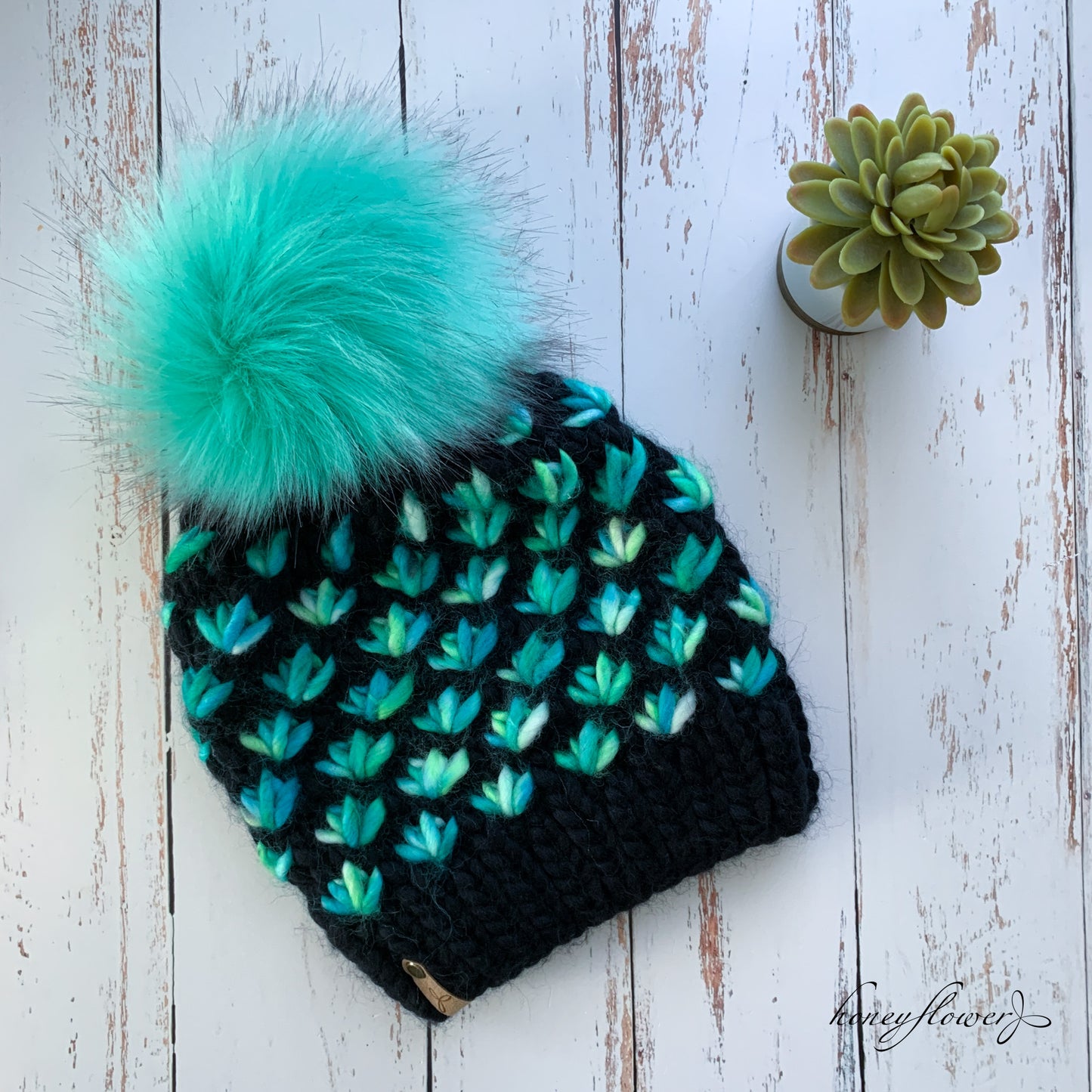 Lotus Flower beanie | black and teal