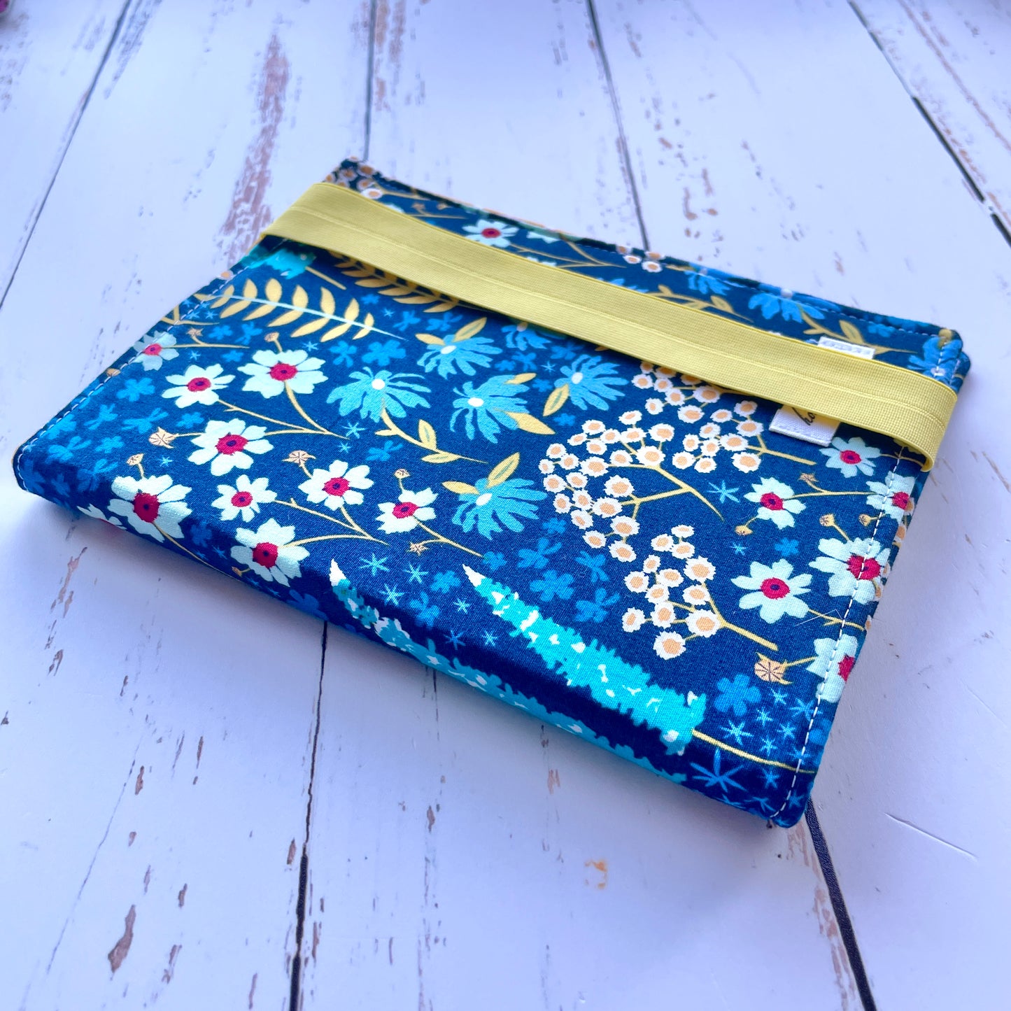 Little List Keeper |  sketch pad | blue and yellow wildflowers